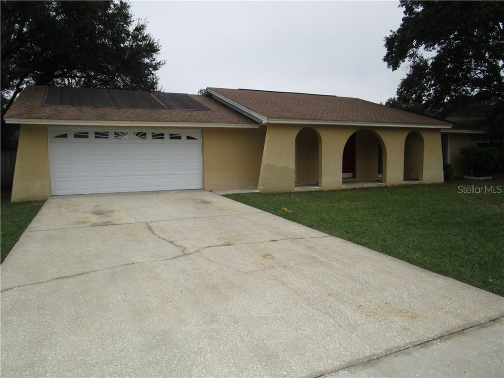 816 Granite Rd., Brandon, FL 33510