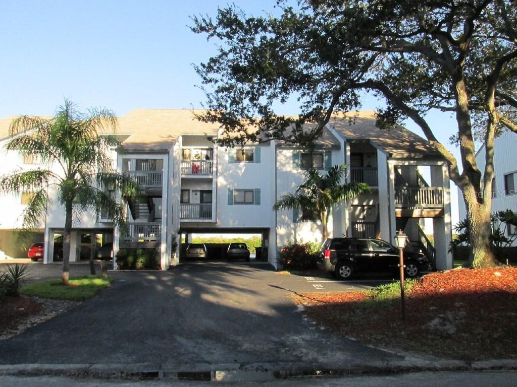 813A Bahia Del Sol Dr. #33, Ruskin, FL 33570