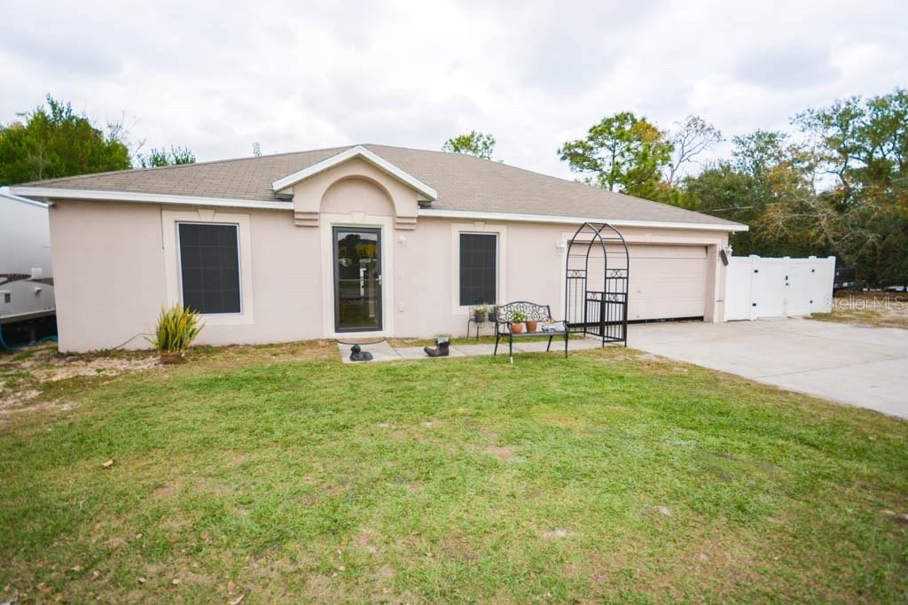 8225 County Line Rd., Spring Hill, FL 34608