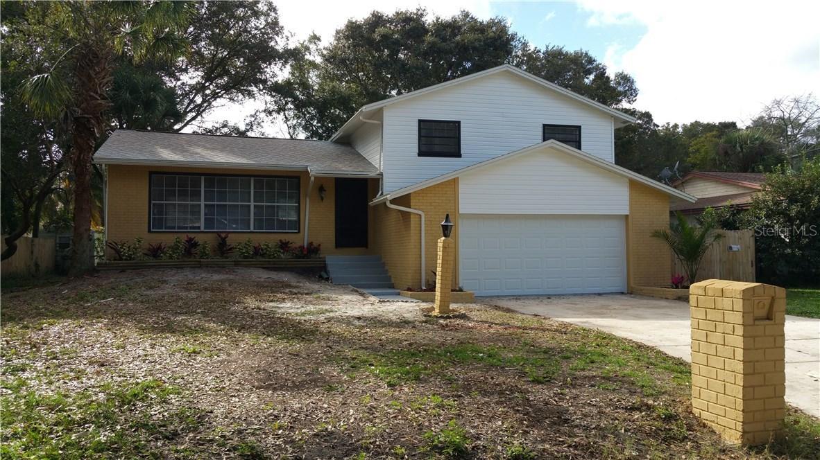 1910 Red Fox Ln., Brandon, FL 33510