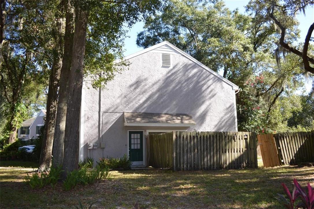 3344 Laurel View Dr., Brandon, FL 33511