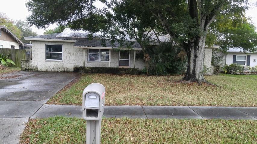 9098 Bryan Dairy Rd., Seminole, FL 33777