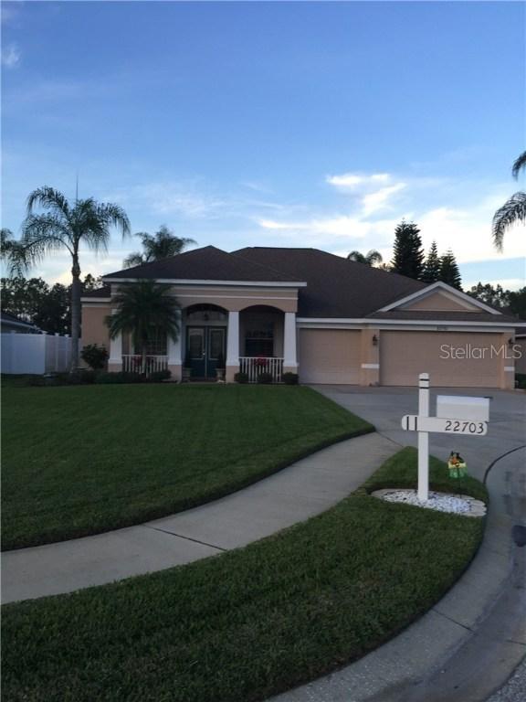 22703 Laureldale Dr., Lutz, FL 33549