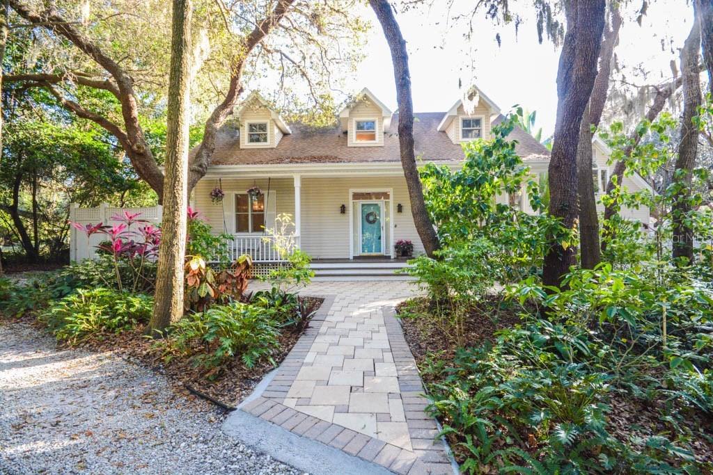 1850 Pennsylvania Ave., Palm Harbor, FL 34683