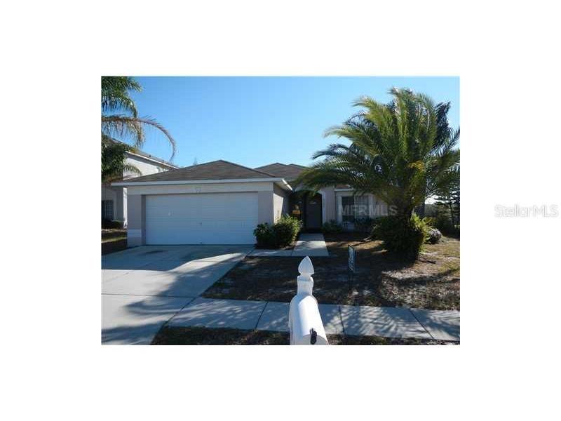 3305 Pine Top Dr, Valrico, FL 33594