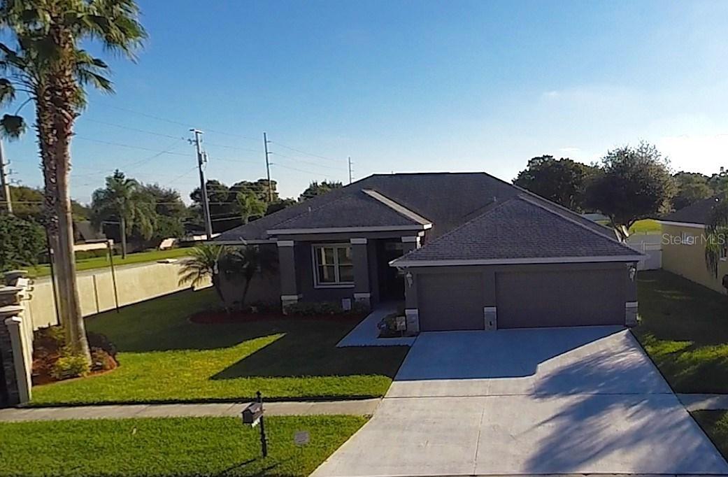 1001 Lumsden Trace Cir., Valrico, FL 33594