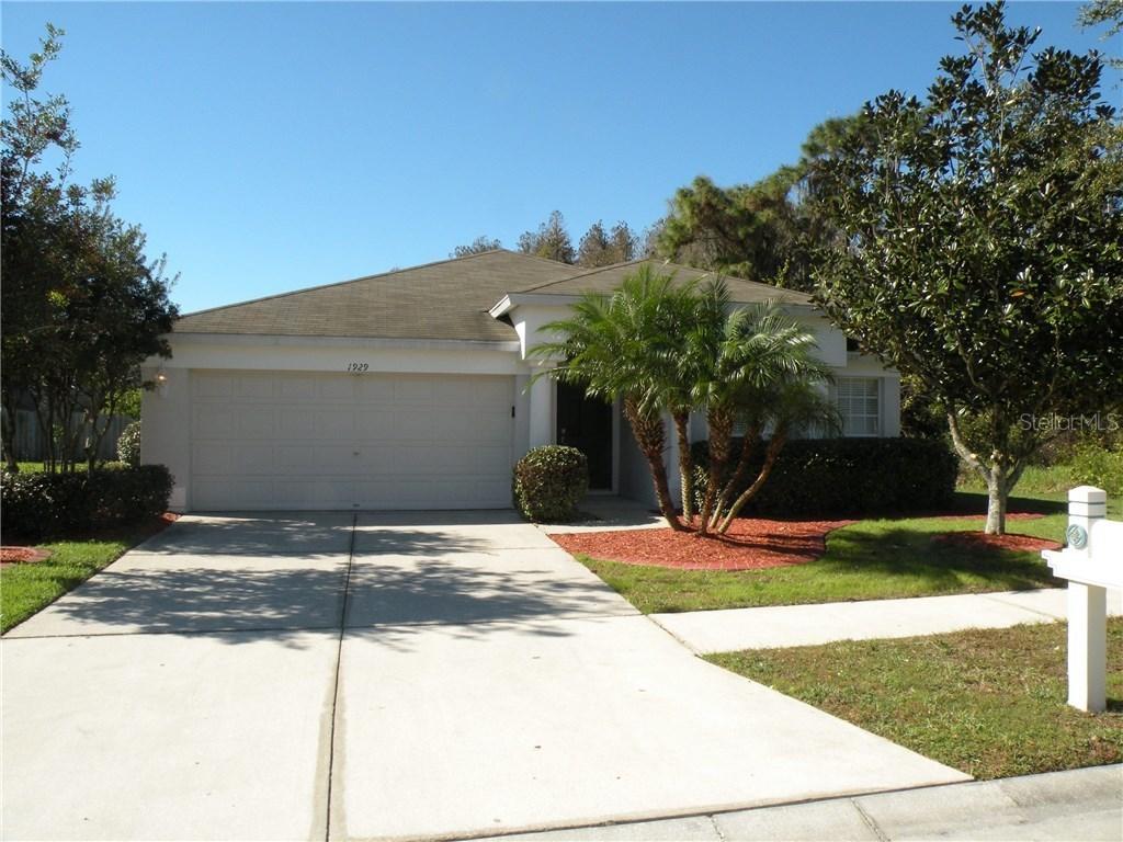 1929 Folkstone Pl., Wesley Chapel, FL 33543