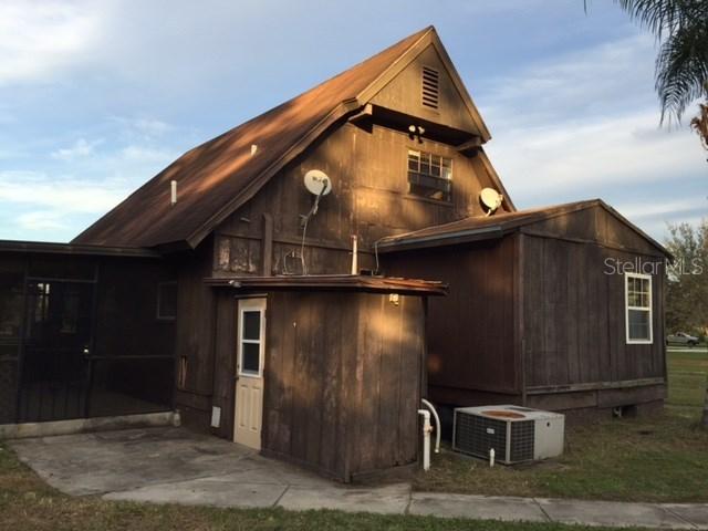 1038 Lightfoot Rd., Wimauma, FL 33598