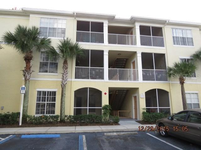 9405 Crescent Loop Cir. #102, Tampa, FL 33619