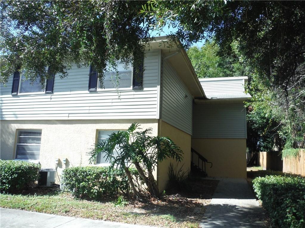 230 Thorn Tree Pl., Brandon, FL 33510