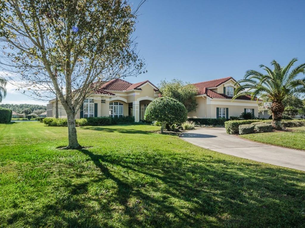 18610 Avenue, Lutz, FL 33558