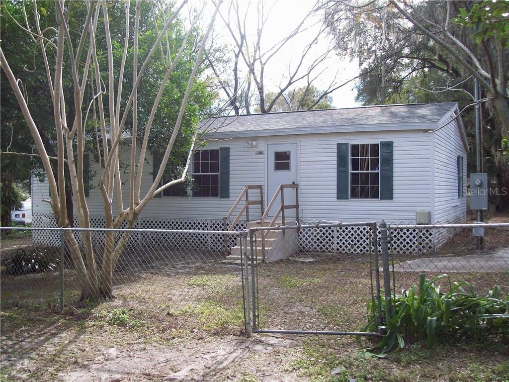 5302 Hillsborough Cir., Tampa, FL 33610