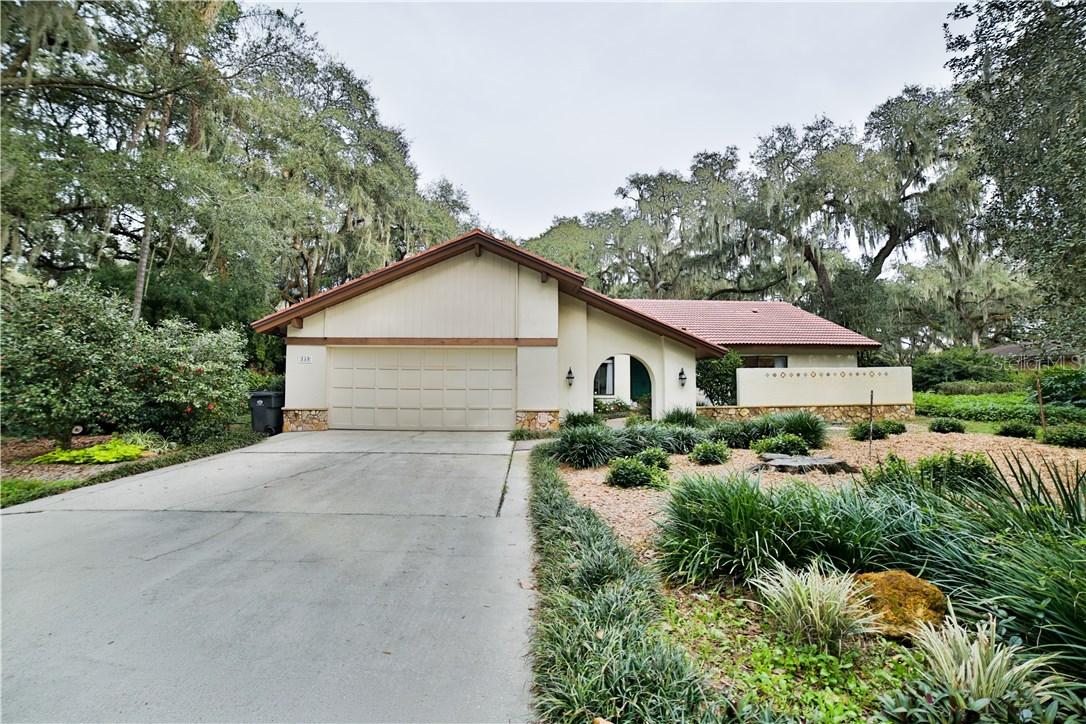 139 N Smokey Mountain Rd., Seffner, FL 33584