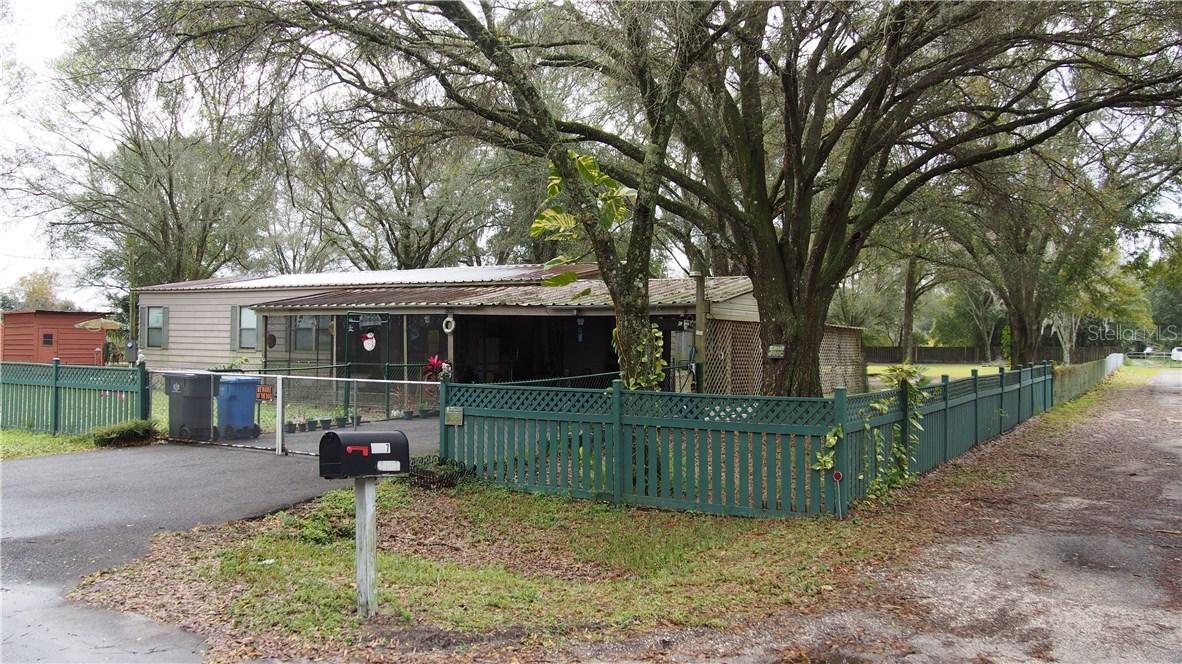 8205 Back Rd., Plant City, FL 33565