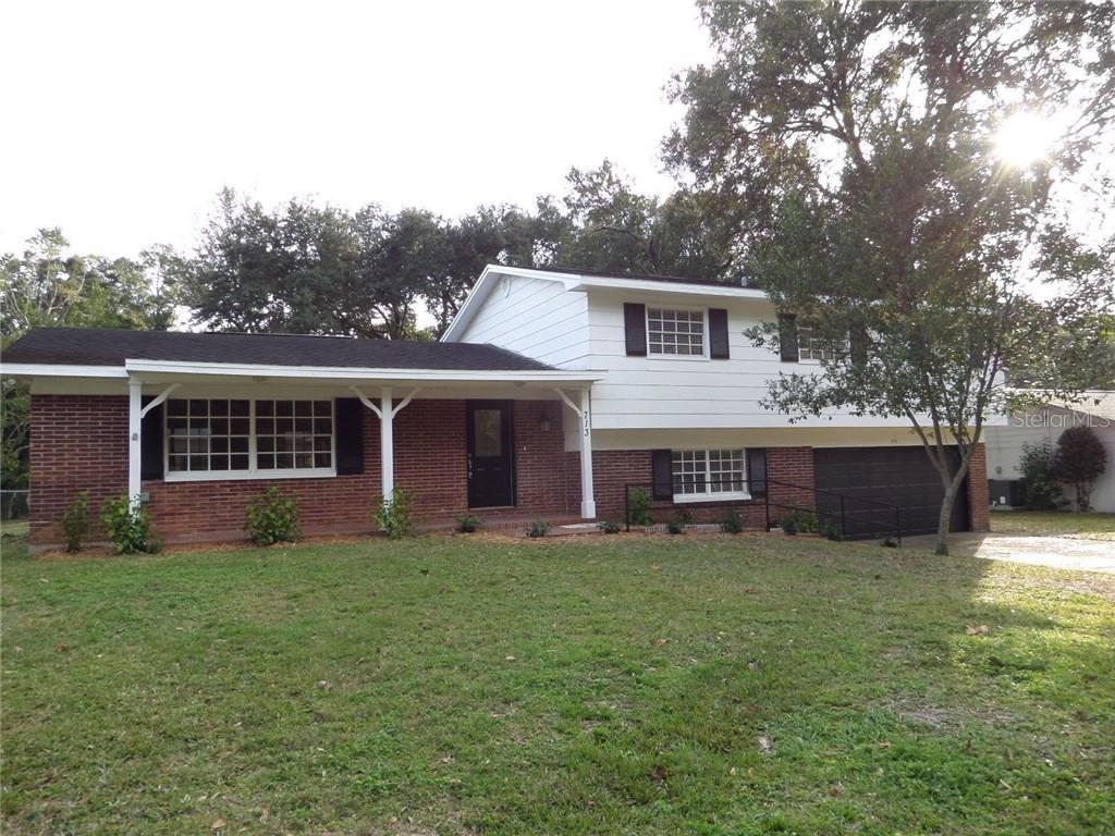 713 Debra Lynne Dr., Brandon, FL 33511