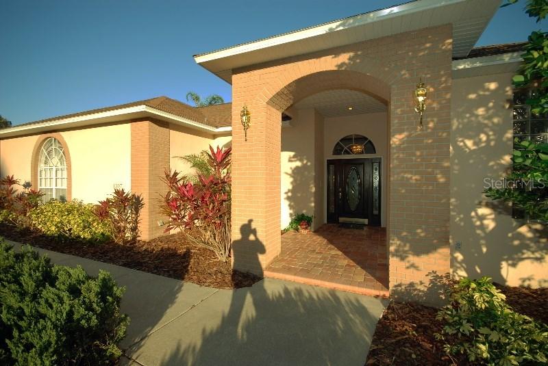 1507 Heritage Dr., Valrico, FL 33594
