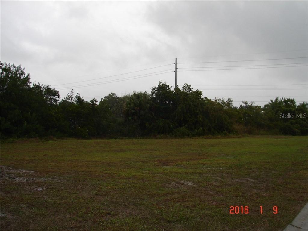 403 Inlet Rd., Ruskin, FL 33570