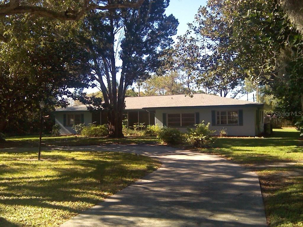 805 Riviere Rd., Palm Harbor, FL 34683