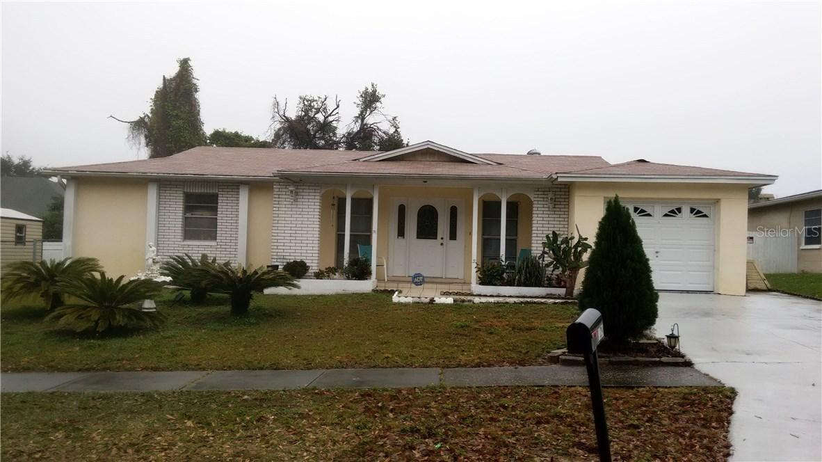 529 Falkirk Ave., Valrico, FL 33594