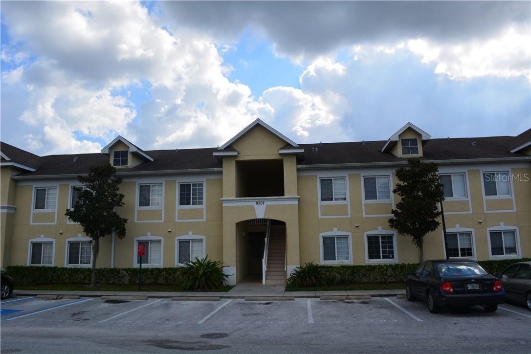 9507 Newdale Way #202, Riverview, FL 33578