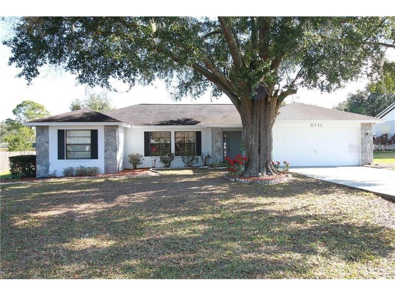 8711 Tara Pl., Lakeland, FL 33809
