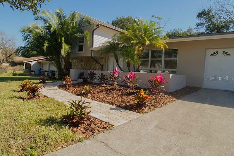 18301 Dolly Brook Ln., Lutz, FL 33549