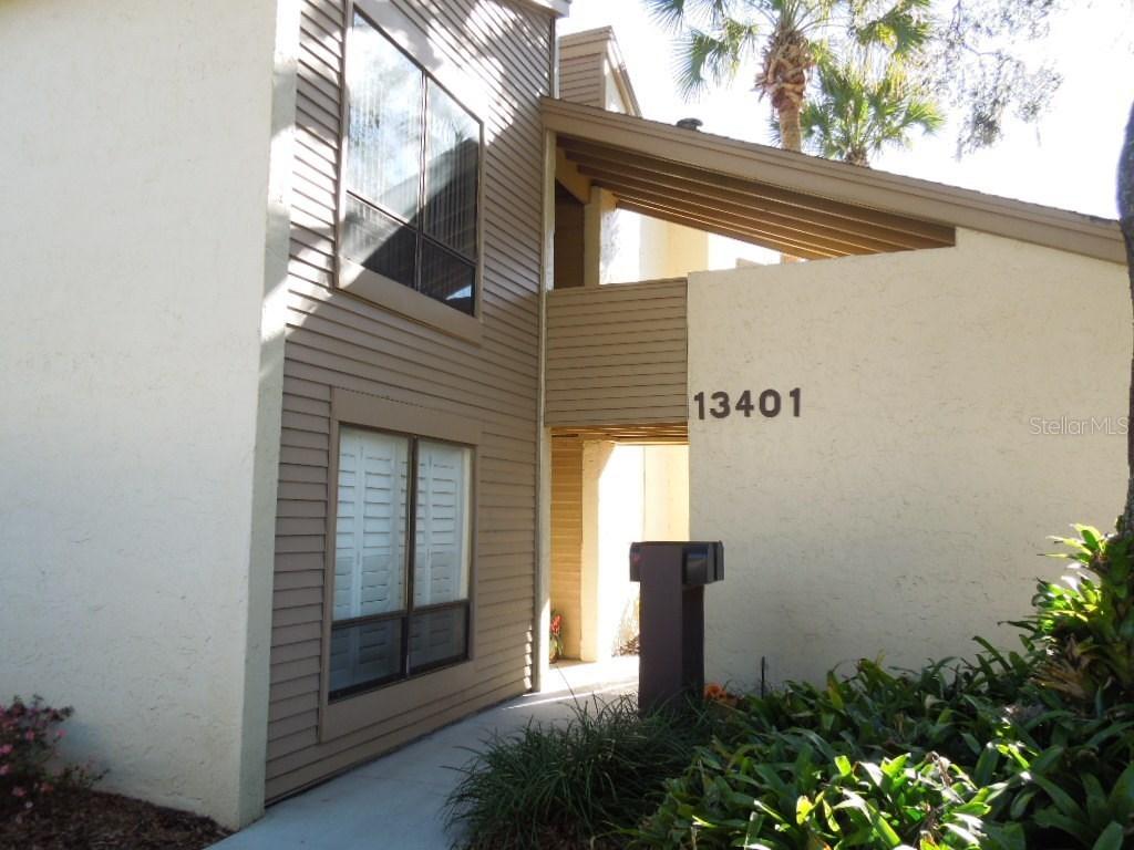 13401 Pine Lake Way #201, Tampa, FL 33618