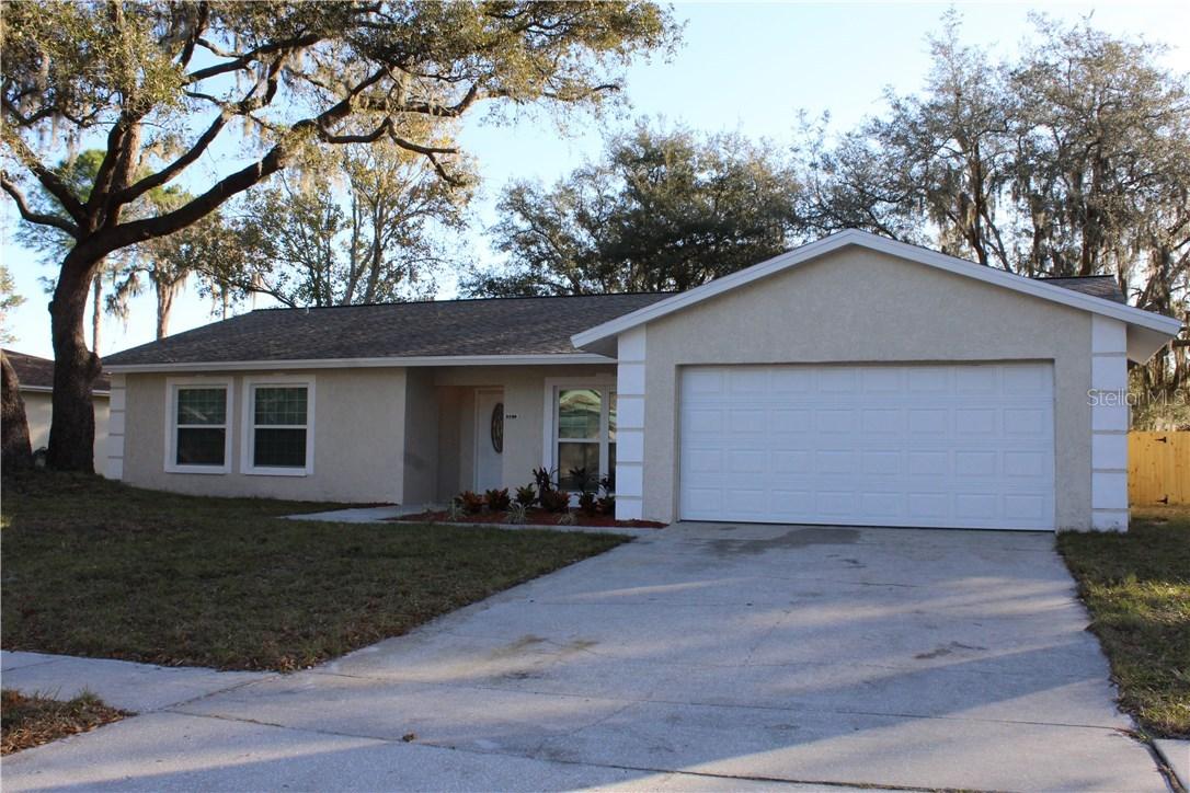 3720 Sand Pebble Dr., Valrico, FL 33596