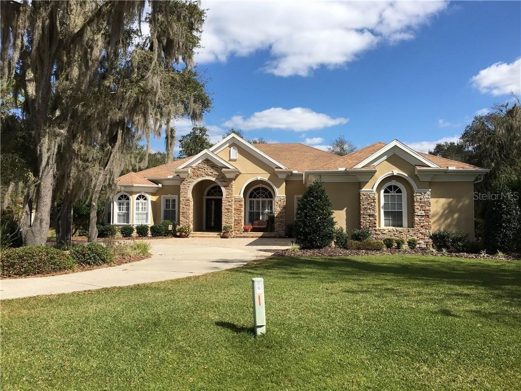 7011 Lithia Woods Ct., Lithia, FL 33547