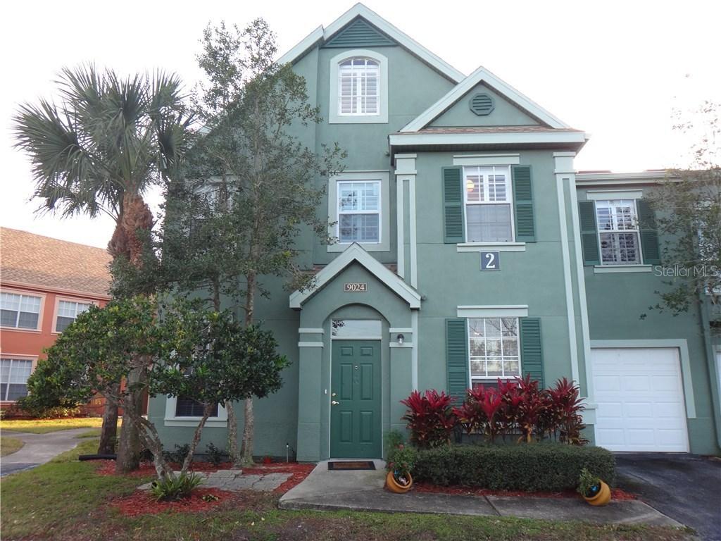 9024 Lake Chase Island Way, Tampa, FL 33626