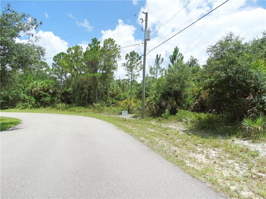 Quaker Ln., North Port, FL 34288