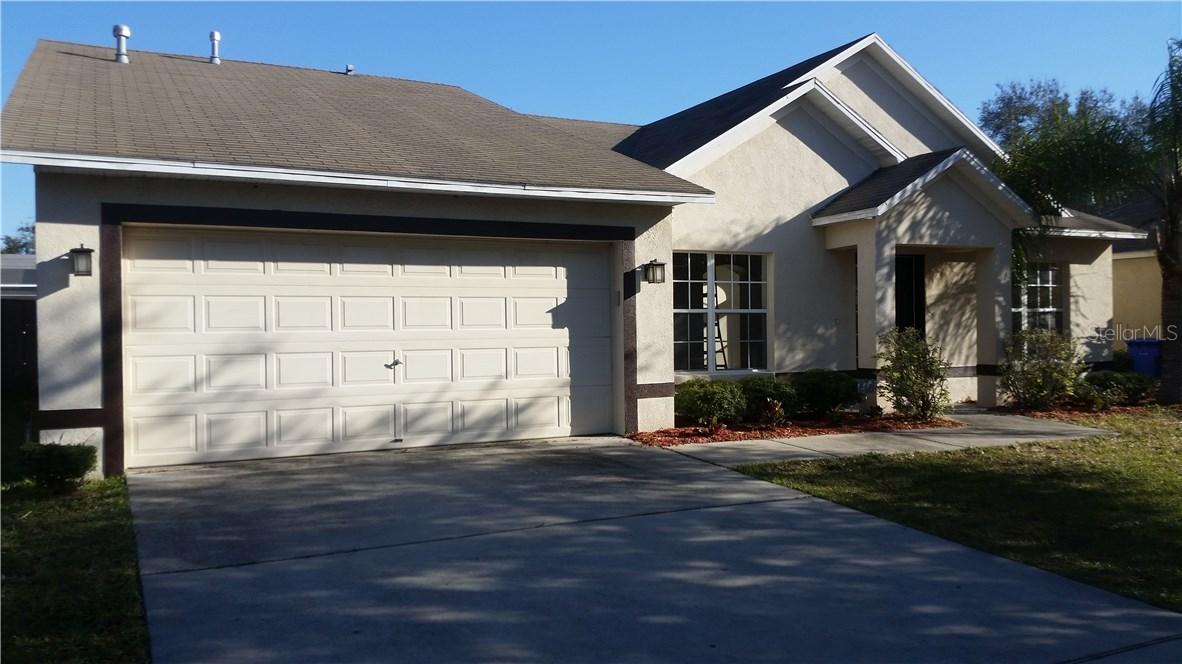 7107 Colonial Lake Dr, Riverview, FL 33578