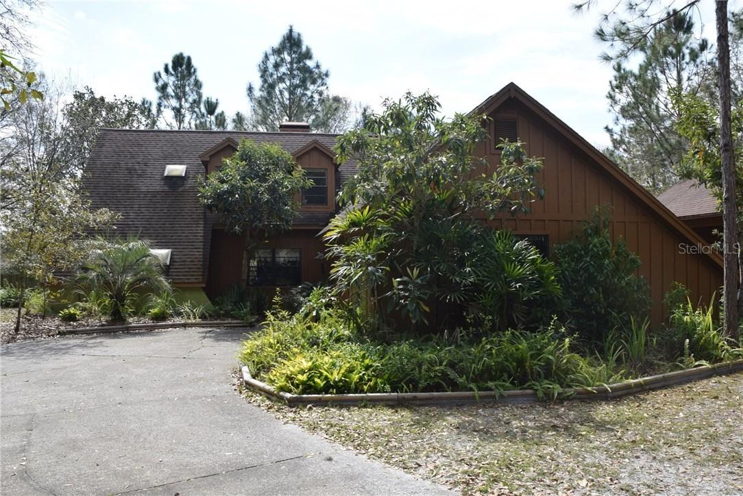 1507 Newberger Rd., Lutz, FL 33549