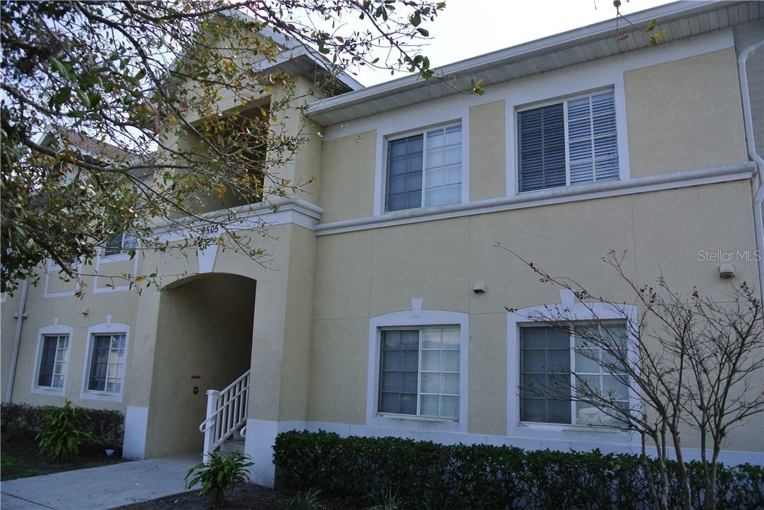9505 Grovedale Cir. #101, Riverview, FL 33578