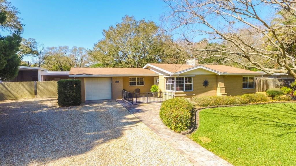 10702 N Oregon Ave., Tampa, FL 33612