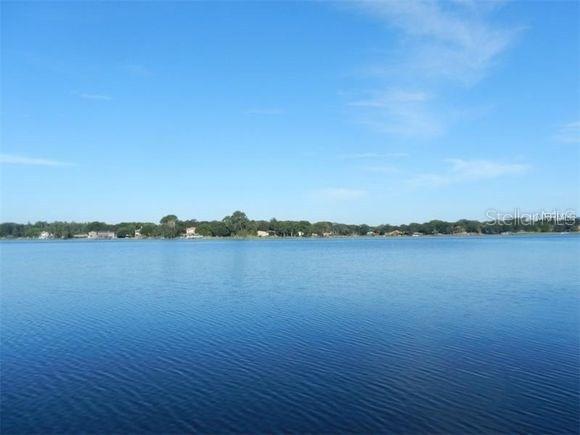 13802 Shady Shores Dr., Tampa, FL 33613