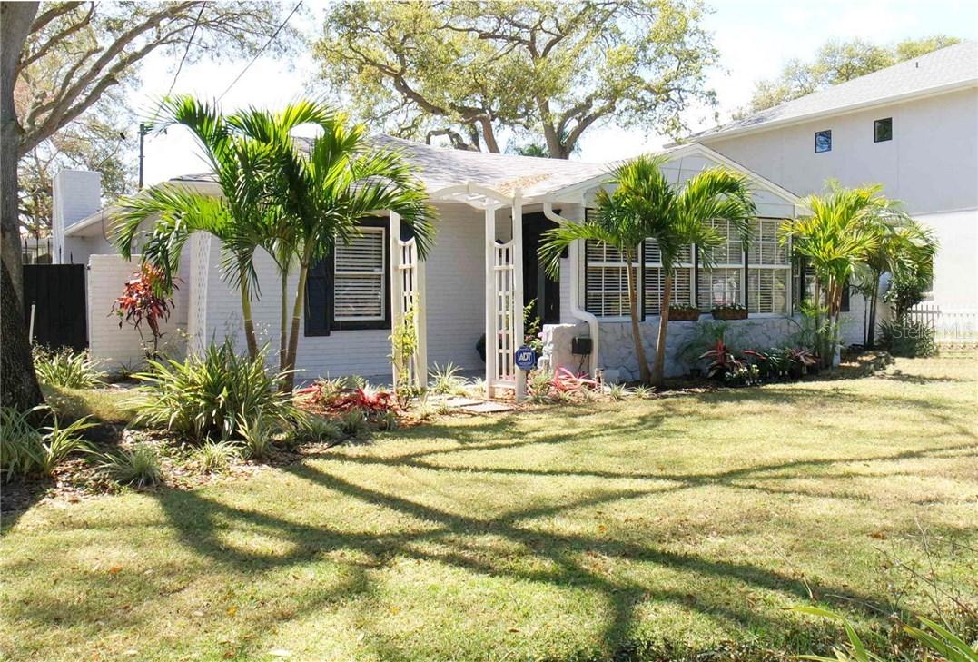 3402 W Hawthorne Rd., Tampa, FL 33611