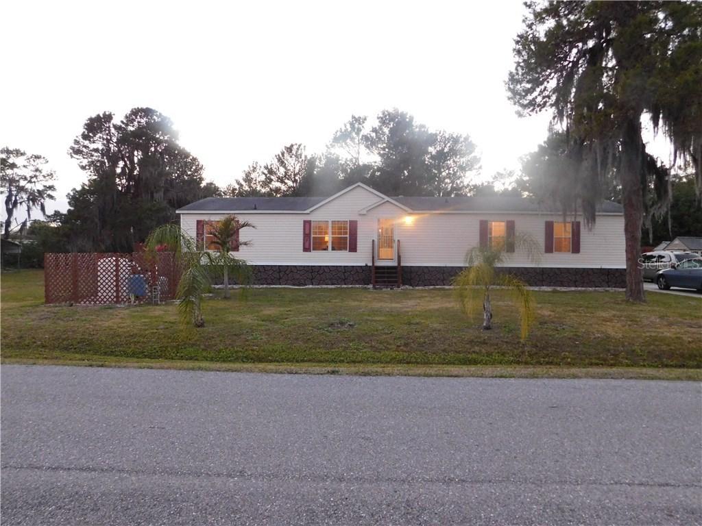 3711 Nazimova Ave., Ruskin, FL 33570