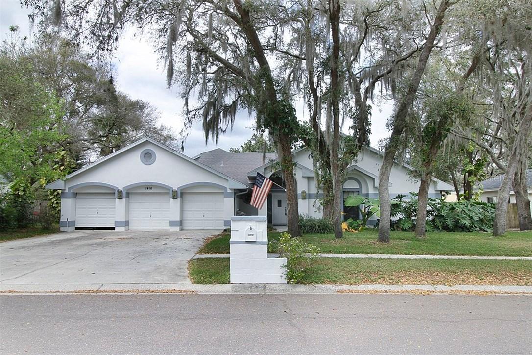 1416 Clarion Dr., Valrico, FL 33596