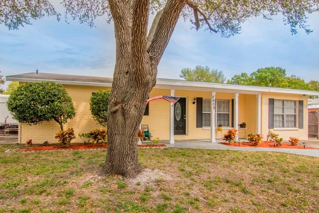 2909 W Paxton Ave., Tampa, FL 33611