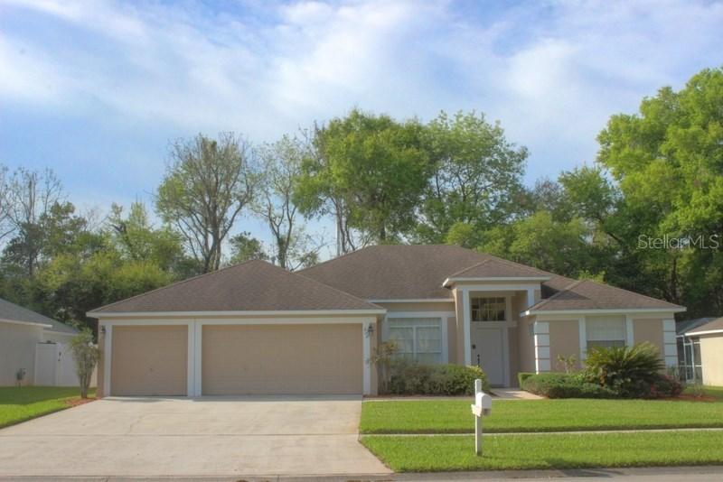 908 Innergary Pl., Valrico, FL 33594