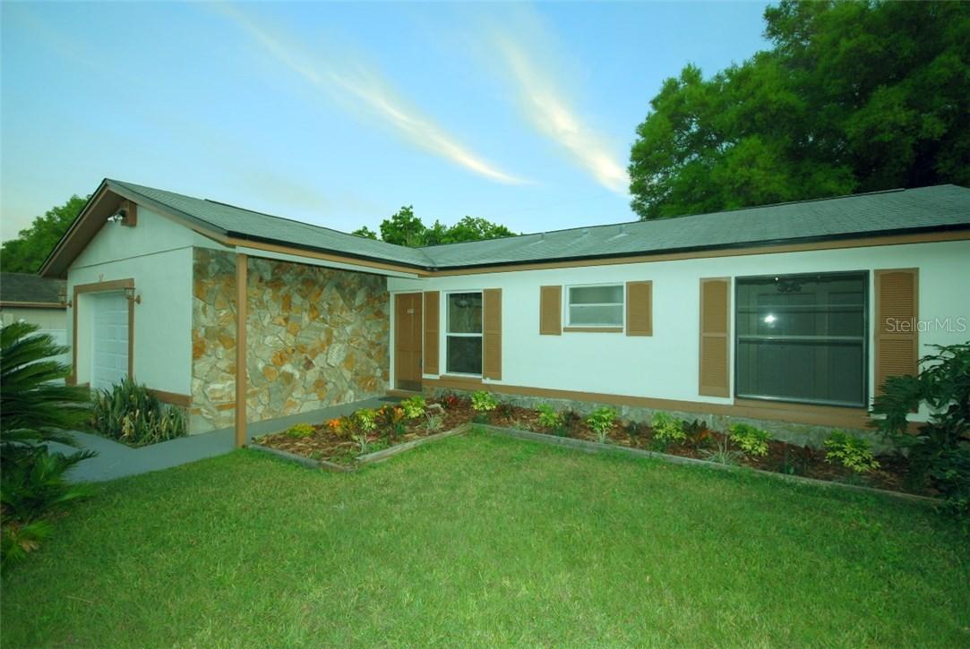 110 Cranbrooke Dr., Seffner, FL 33584