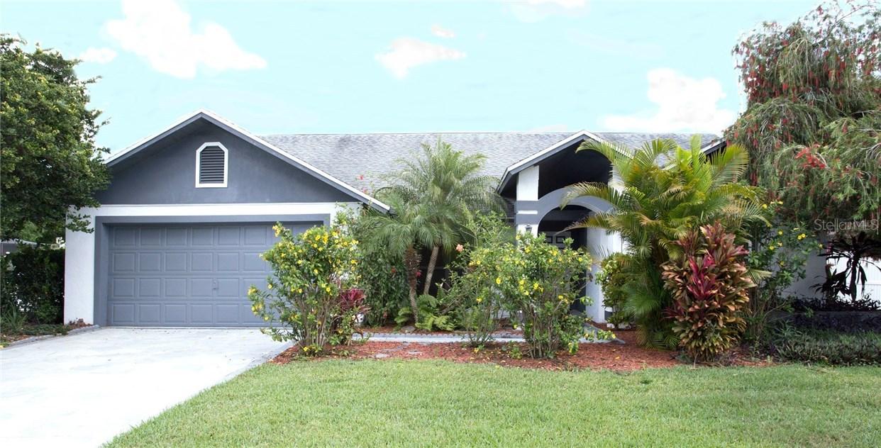 2615 Durant Oaks Dr., Valrico, FL 33596