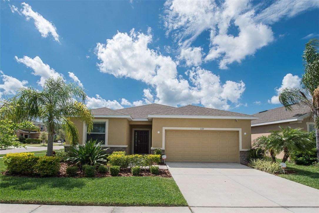 1137 Lauren Manor Loop, Ruskin, FL 33570