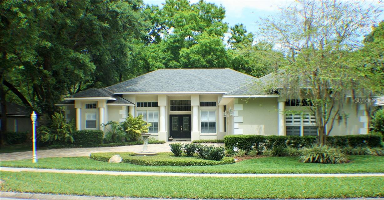 2217 Valrico Forest Dr., Valrico, FL 33594