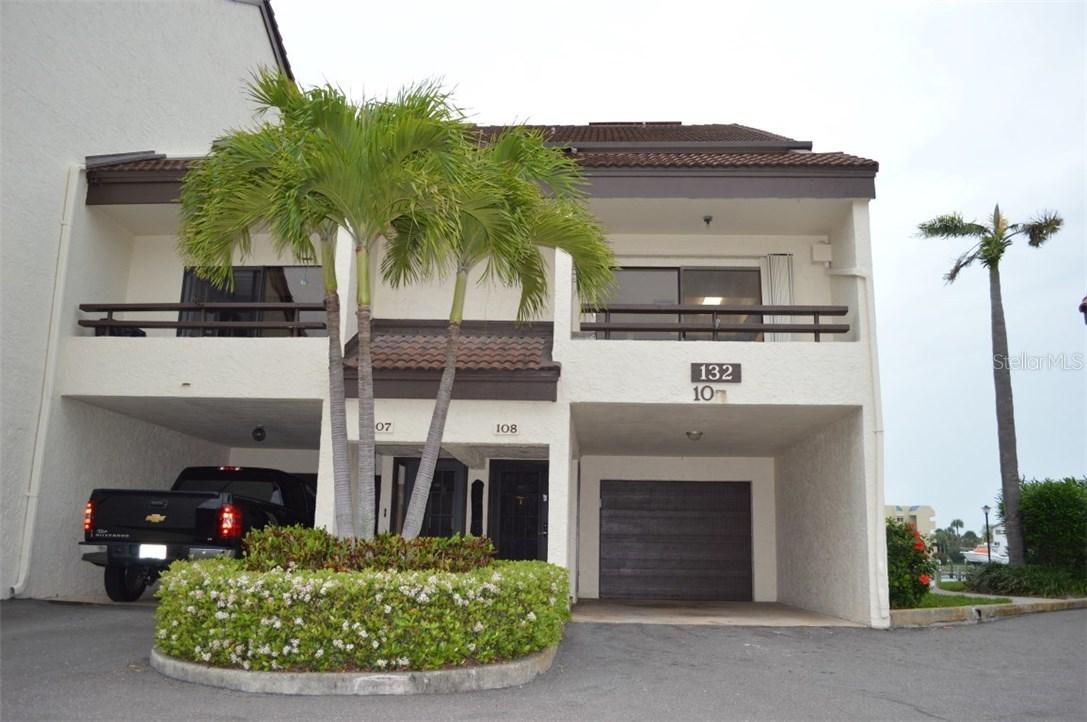 132 1st St. #108, Tierra Verde, FL 33715
