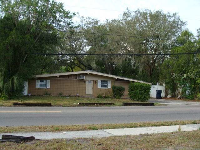 3010 E Hanna Ave., Tampa, FL 33610