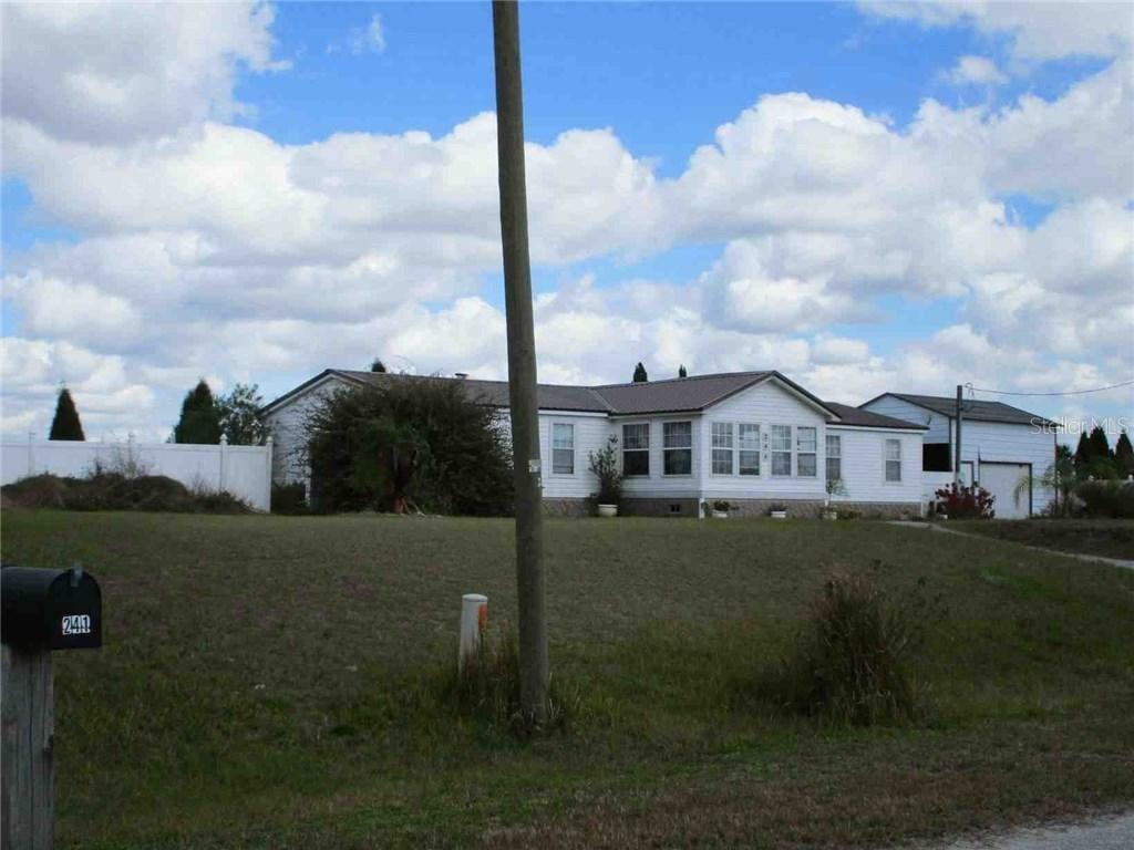 246 Cesara Estates Loop, Mulberry, FL 33860