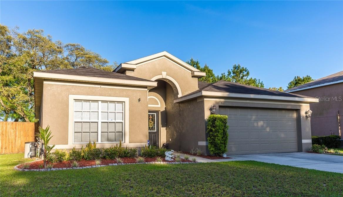 910 Coade Stone Dr., Seffner, FL 33584