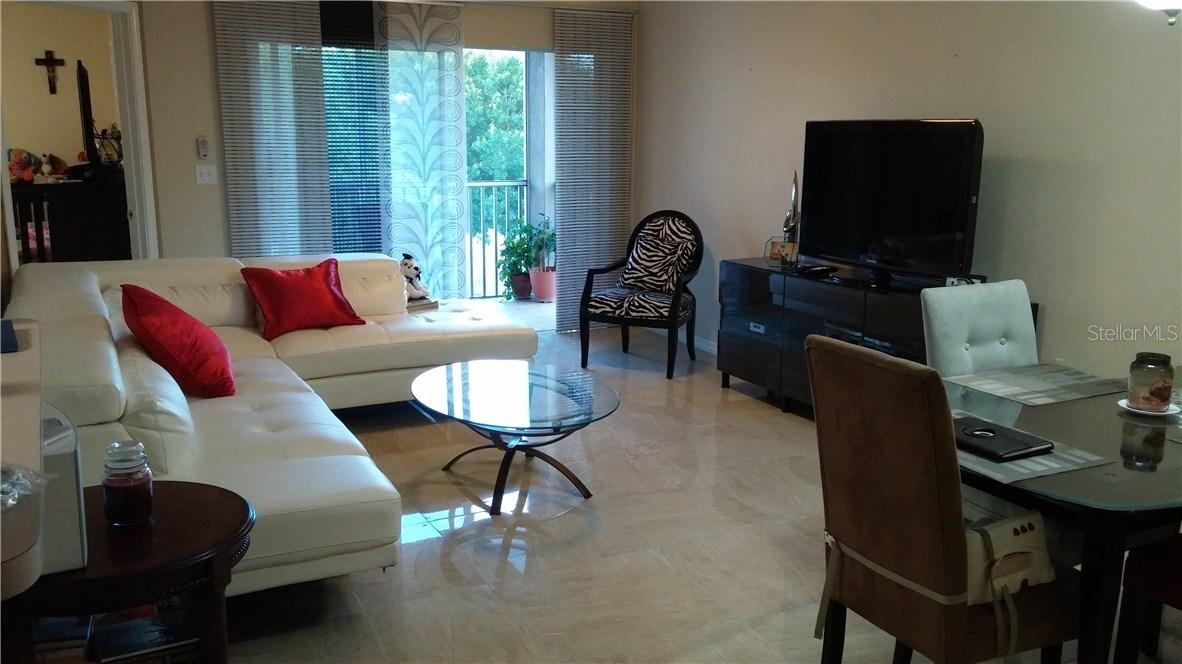9540 Newdale Way #202, Riverview, FL 33569